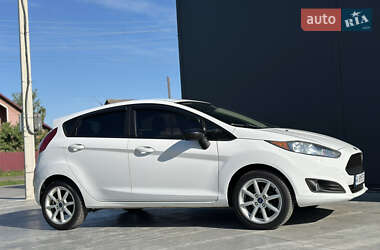 Хэтчбек Ford Fiesta 2019 в 