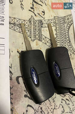 Хэтчбек Ford Fiesta 2010 в 