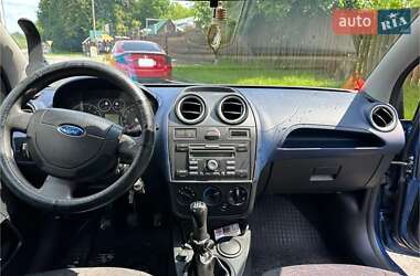 Хэтчбек Ford Fiesta 2007 в Гайсине