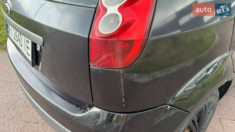 Хетчбек Ford Fiesta 2008 в Калуші