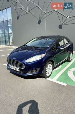 Седан Ford Fiesta 2016 в 