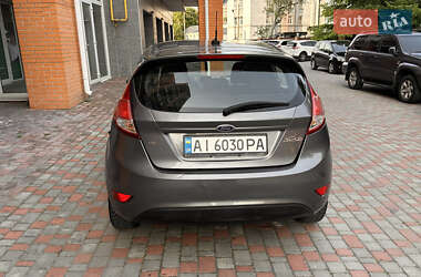Хэтчбек Ford Fiesta 2014 в 