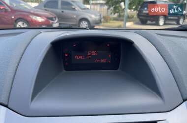 Хэтчбек Ford Fiesta 2011 в 