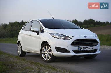 Хетчбек Ford Fiesta 2012 в Івано-Франківську