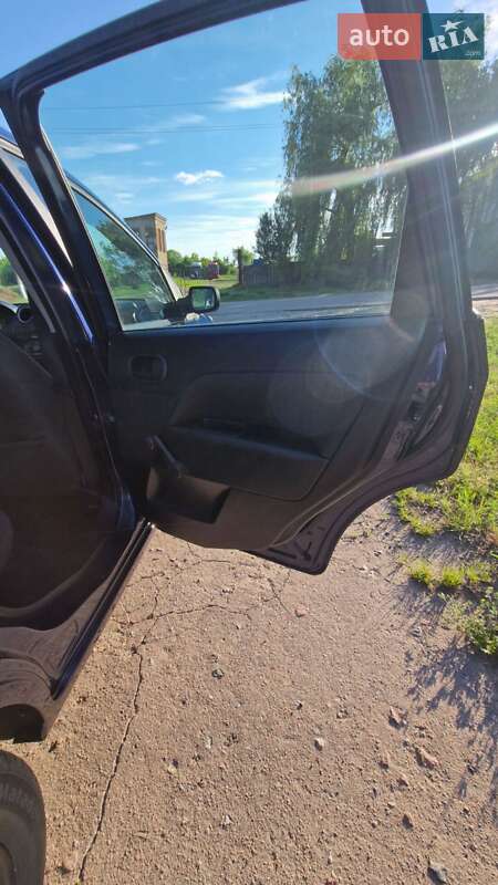 Хетчбек Ford Fiesta 2006 в Прилуках