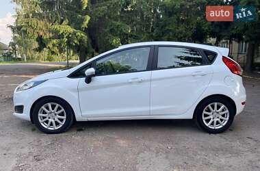 Хетчбек Ford Fiesta 2016 в Носівці
