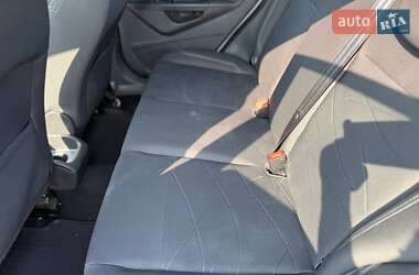 Хэтчбек Ford Fiesta 2016 в 