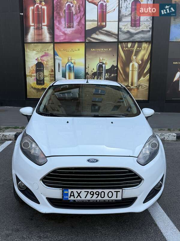 Хэтчбек Ford Fiesta 2013 в Харькове