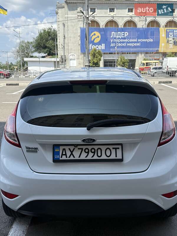 Хэтчбек Ford Fiesta 2013 в Харькове