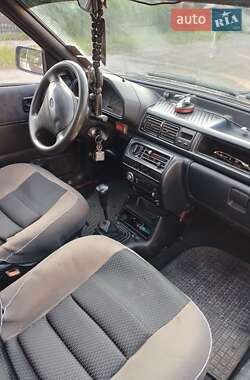 Хэтчбек Ford Fiesta 1995 в 