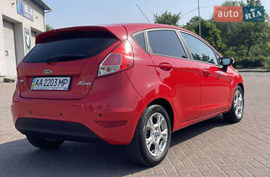 Хэтчбек Ford Fiesta 2014 в 