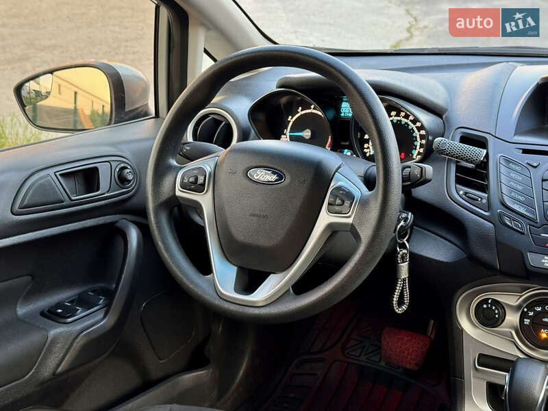 Хэтчбек Ford Fiesta 2018 в Киеве фото 30 Хэтчбек Ford Fiesta 2018 в Киеве