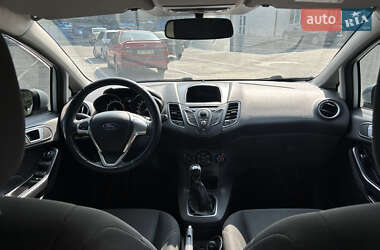 Хэтчбек Ford Fiesta 2014 в 