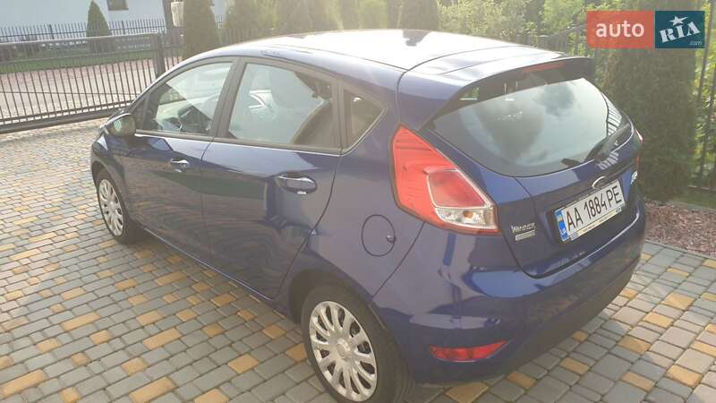 Хэтчбек Ford Fiesta 2015 в Киеве фото 5 Хэтчбек Ford Fiesta 2015 в Киеве