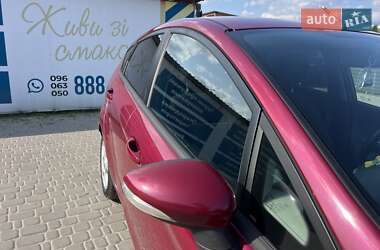 Хэтчбек Ford Fiesta 2011 в 