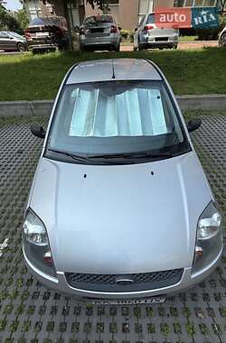 Хэтчбек Ford Fiesta 2008 в 