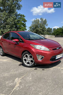 Хэтчбек Ford Fiesta 2010 в 