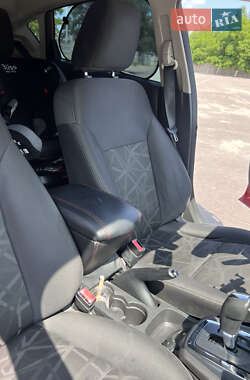 Хэтчбек Ford Fiesta 2010 в 