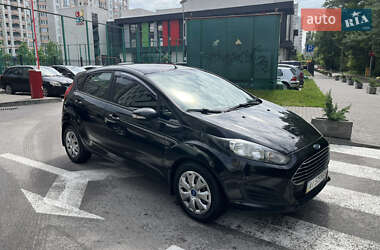 Хэтчбек Ford Fiesta 2013 в Киеве
