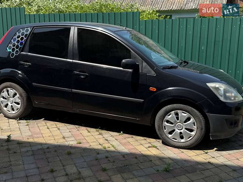 Хэтчбек Ford Fiesta 2007 в Каменец-Подольском фото 4 Хэтчбек Ford Fiesta 2007 в Каменец-Подольском