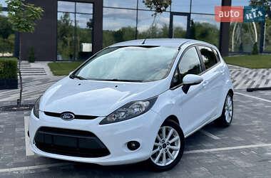 Хэтчбек Ford Fiesta 2012 в Ужгороде