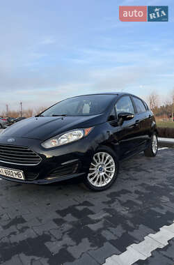Хэтчбек Ford Fiesta 2016 в Киеве