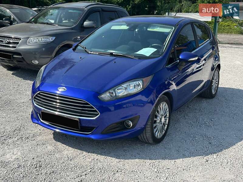 Хэтчбек Ford Fiesta 2014 в 