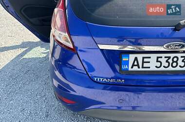 Хэтчбек Ford Fiesta 2014 в 