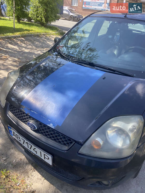 Хэтчбек Ford Fiesta 2007 в Виннице