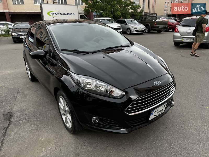 Седан Ford Fiesta 2019 в Києві