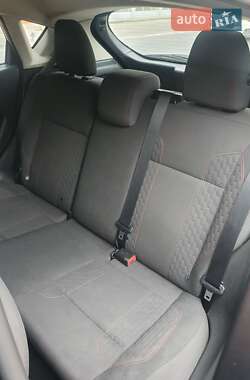 Хэтчбек Ford Fiesta 2016 в 