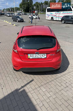 Хэтчбек Ford Fiesta 2011 в 