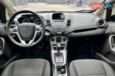 Хэтчбек Ford Fiesta 2019 в 