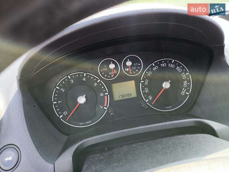 Хетчбек Ford Fiesta 2007 в Сумах