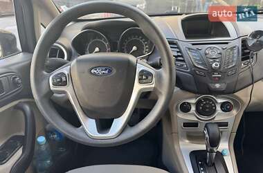 Хэтчбек Ford Fiesta 2018 в 