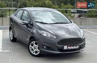 Седан Ford Fiesta 2016 в 
