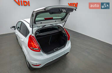 Хэтчбек Ford Fiesta 2011 в 