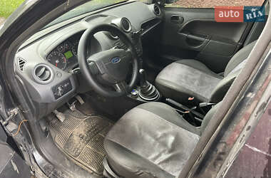 Хэтчбек Ford Fiesta 2008 в 