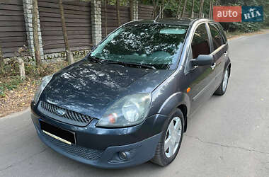Хэтчбек Ford Fiesta 2008 в 