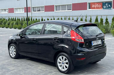Хэтчбек Ford Fiesta 2013 в 