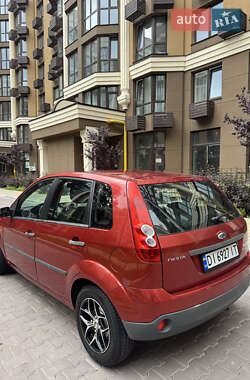 Хэтчбек Ford Fiesta 2007 в 