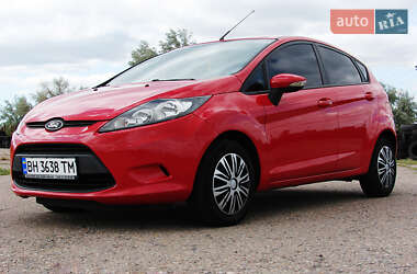 Хэтчбек Ford Fiesta 2009 в 
