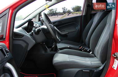 Хэтчбек Ford Fiesta 2009 в 