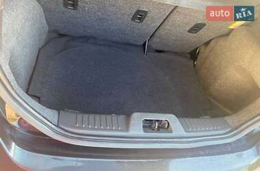 Хэтчбек Ford Fiesta 2013 в 