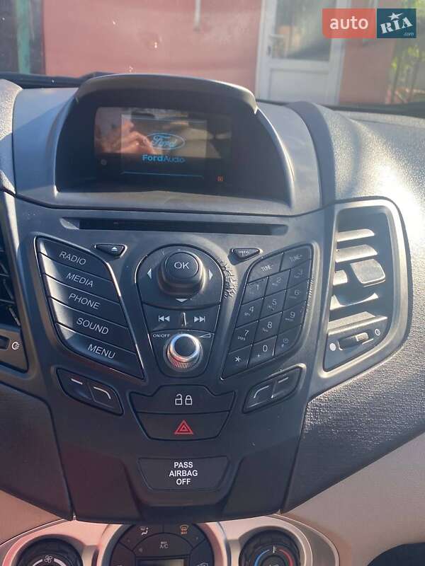 Хетчбек Ford Fiesta 2013 в Миколаєві