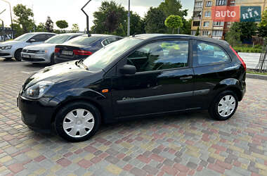 Хэтчбек Ford Fiesta 2007 в 