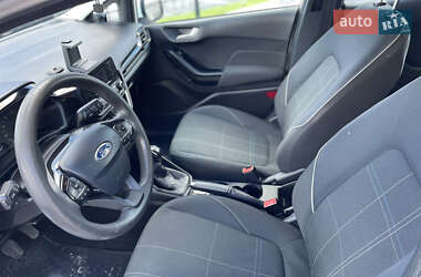 Хэтчбек Ford Fiesta 2018 в 