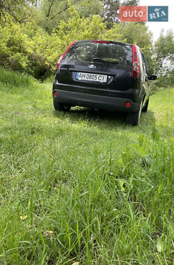 Седан Ford Fiesta 2008 в Звягеле