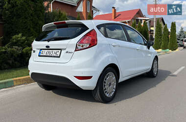 Хэтчбек Ford Fiesta 2013 в 