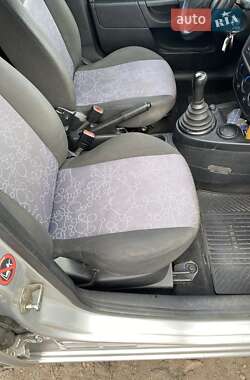 Хэтчбек Ford Fiesta 2008 в 